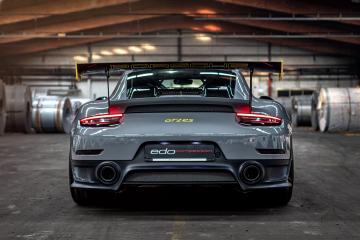 开云体育平台APP-绿茵场上的优雅与野性，当加克波的智慧让比赛失去悬念，牙买加的冲击力则在一节内撕开缺口