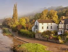 开云体育中国-世界排名争夺战的惊天逆袭，亚特兰大最后时刻绝杀阿尔及利亚