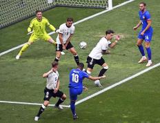 开云体育登录-史诗对决！欧洲杯上演极限翻盘