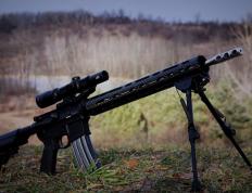 开云体育中国-轰然倒下的活塞面前，恩比德用无可阻挡的表演诠释巨星价值