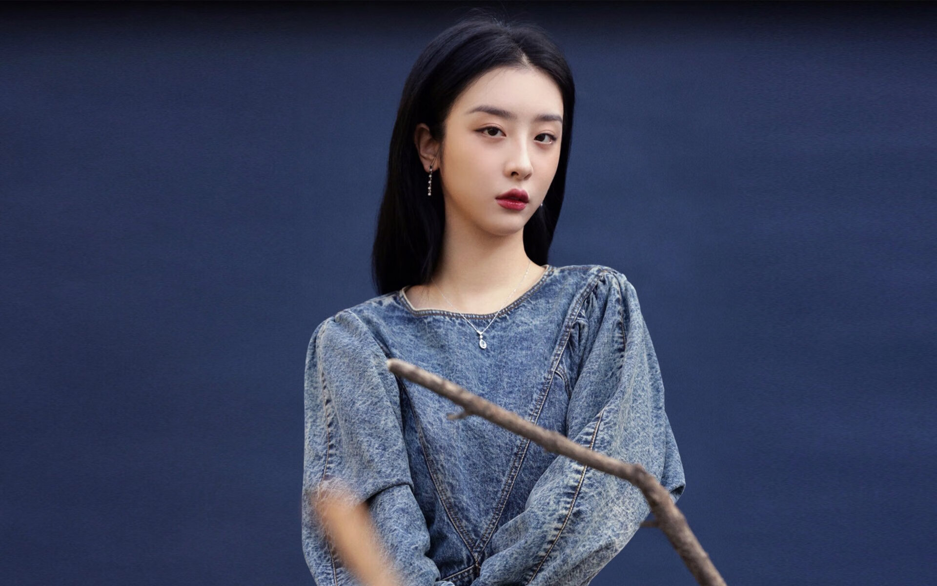 开云APP-铁血交响诗，莱万用极致节奏为挪威谱写的安哥拉镇魂曲