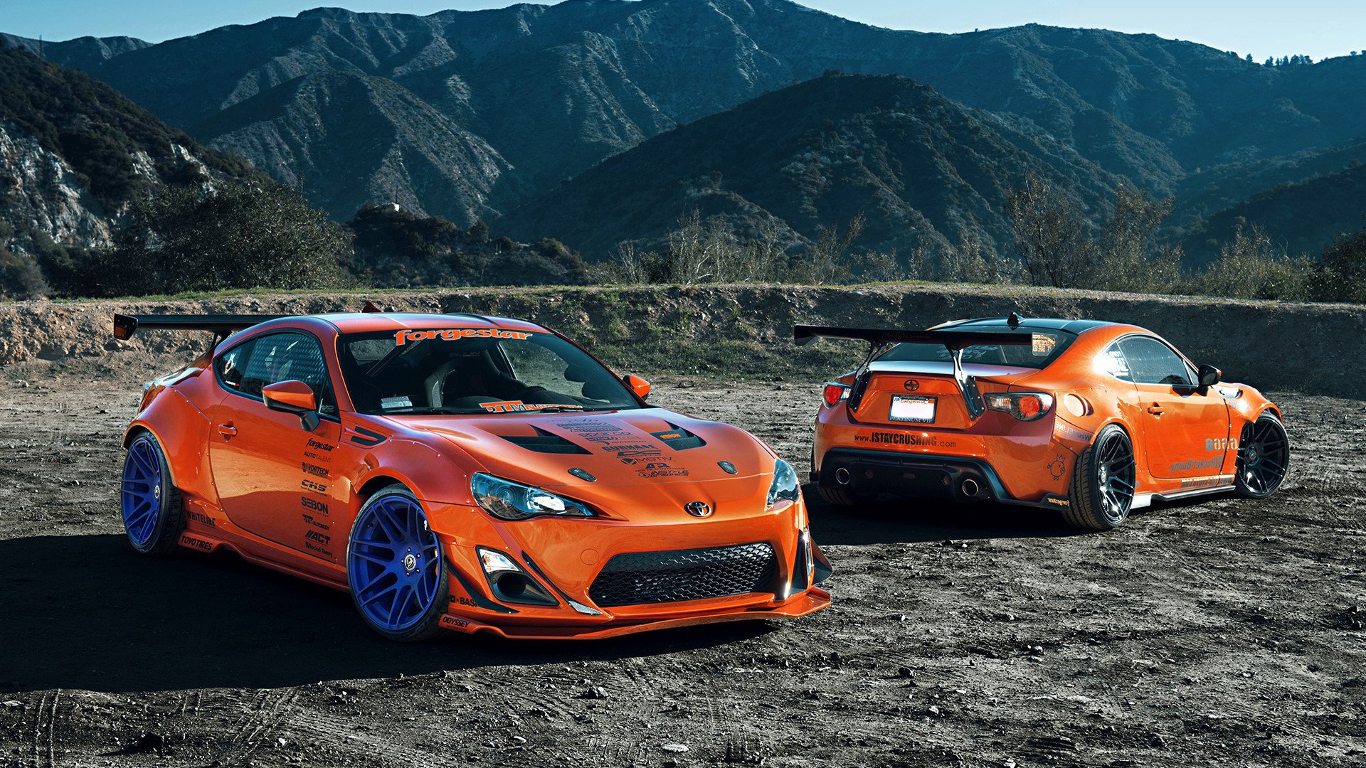 开云下载-库里双重奏,雄鹿铁蹄踏碎热火,勇士之魂再成关键先生