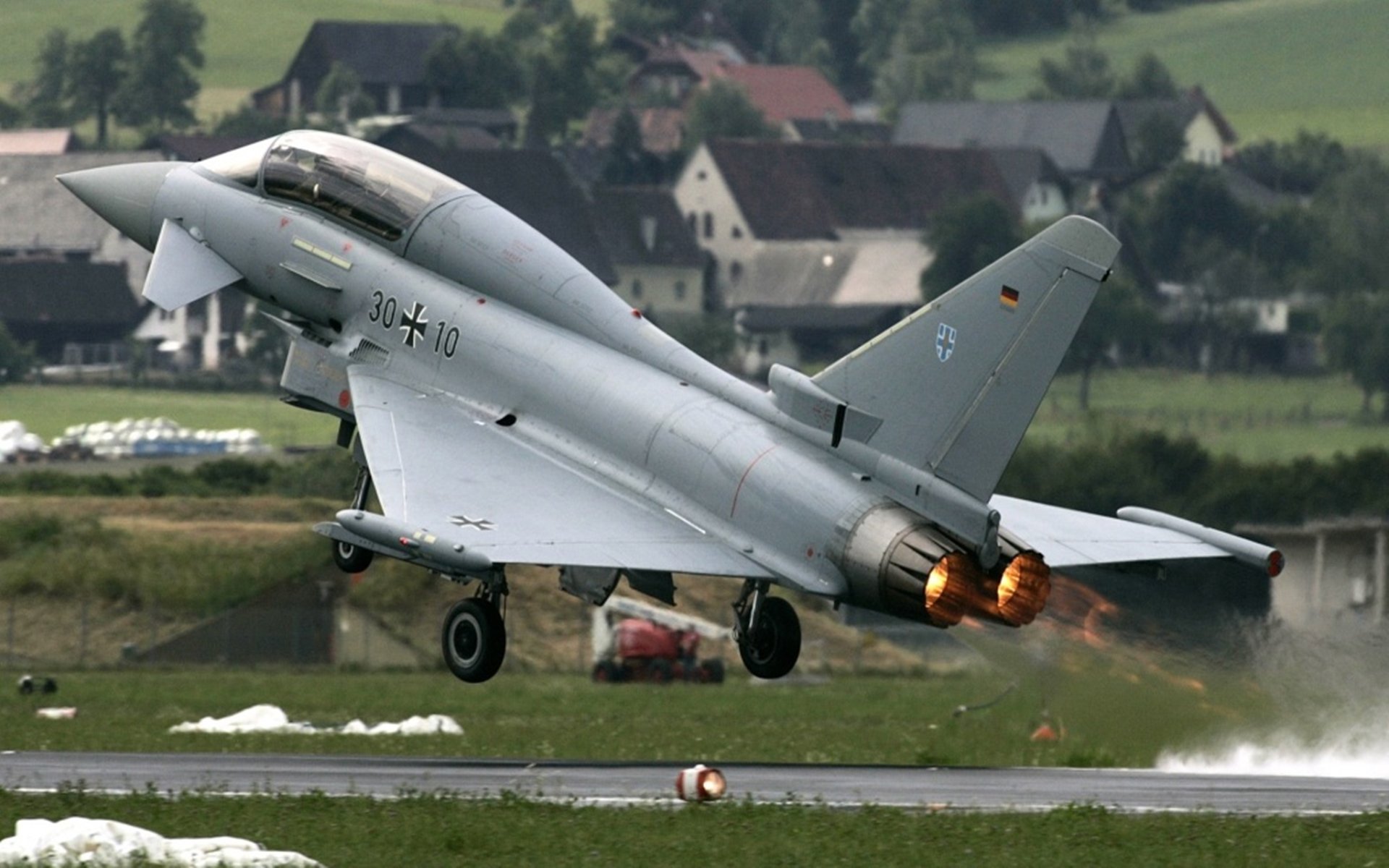 开云官网-双面足球,当雷恩用冷静构建未来,C罗用激情点燃永恒