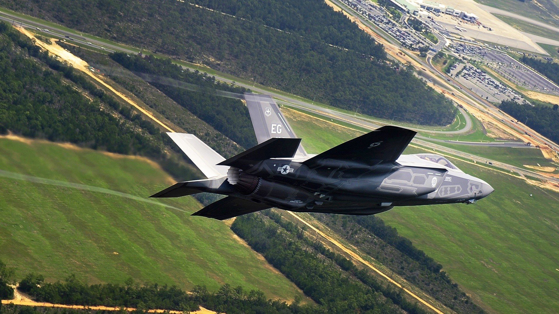 开云APP-足球的宽广舞台，从西甲德比到北非奇迹