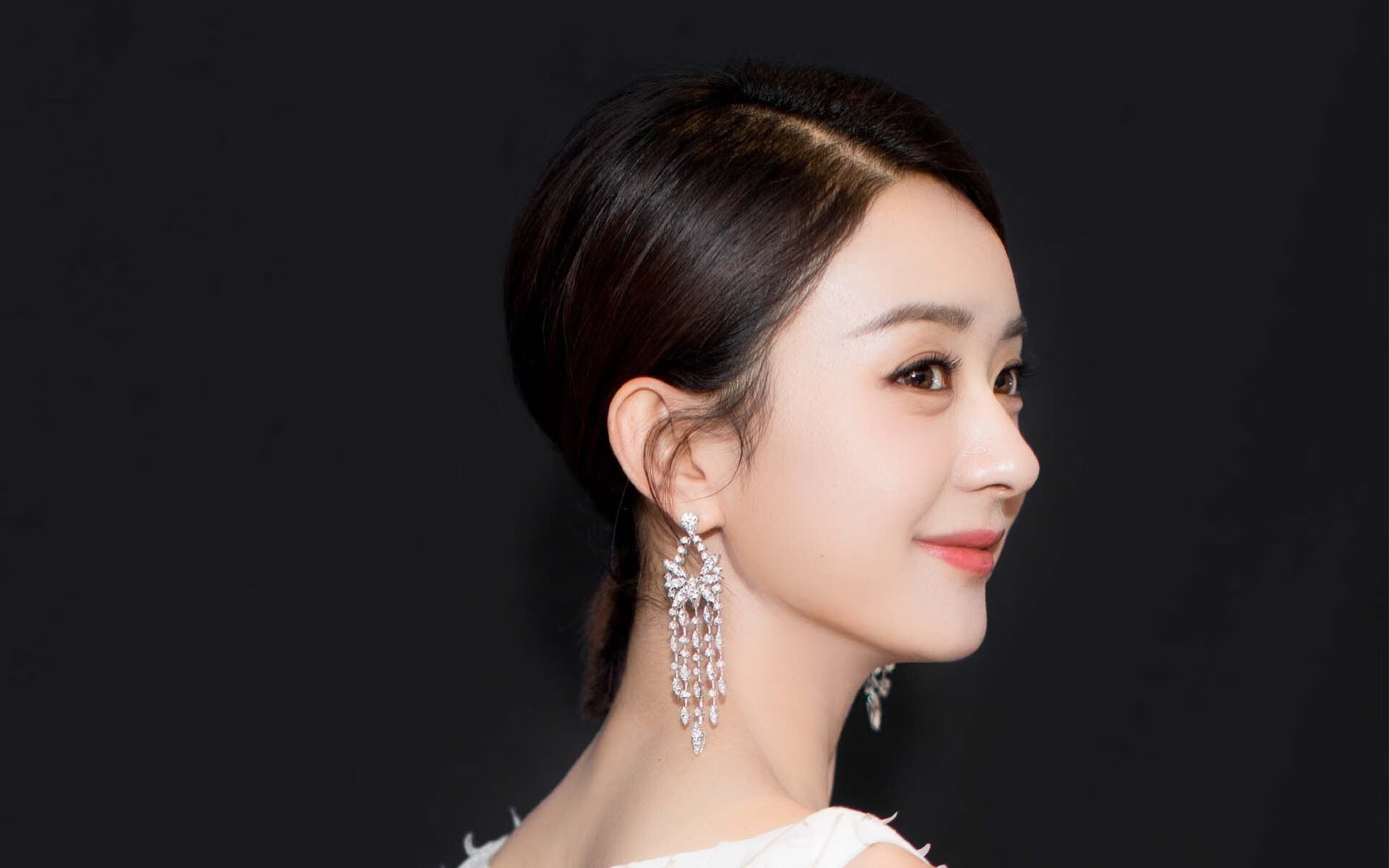 开云体育-哥伦比亚粉碎中国,凯恩的关键先生时刻点燃全球瞩目