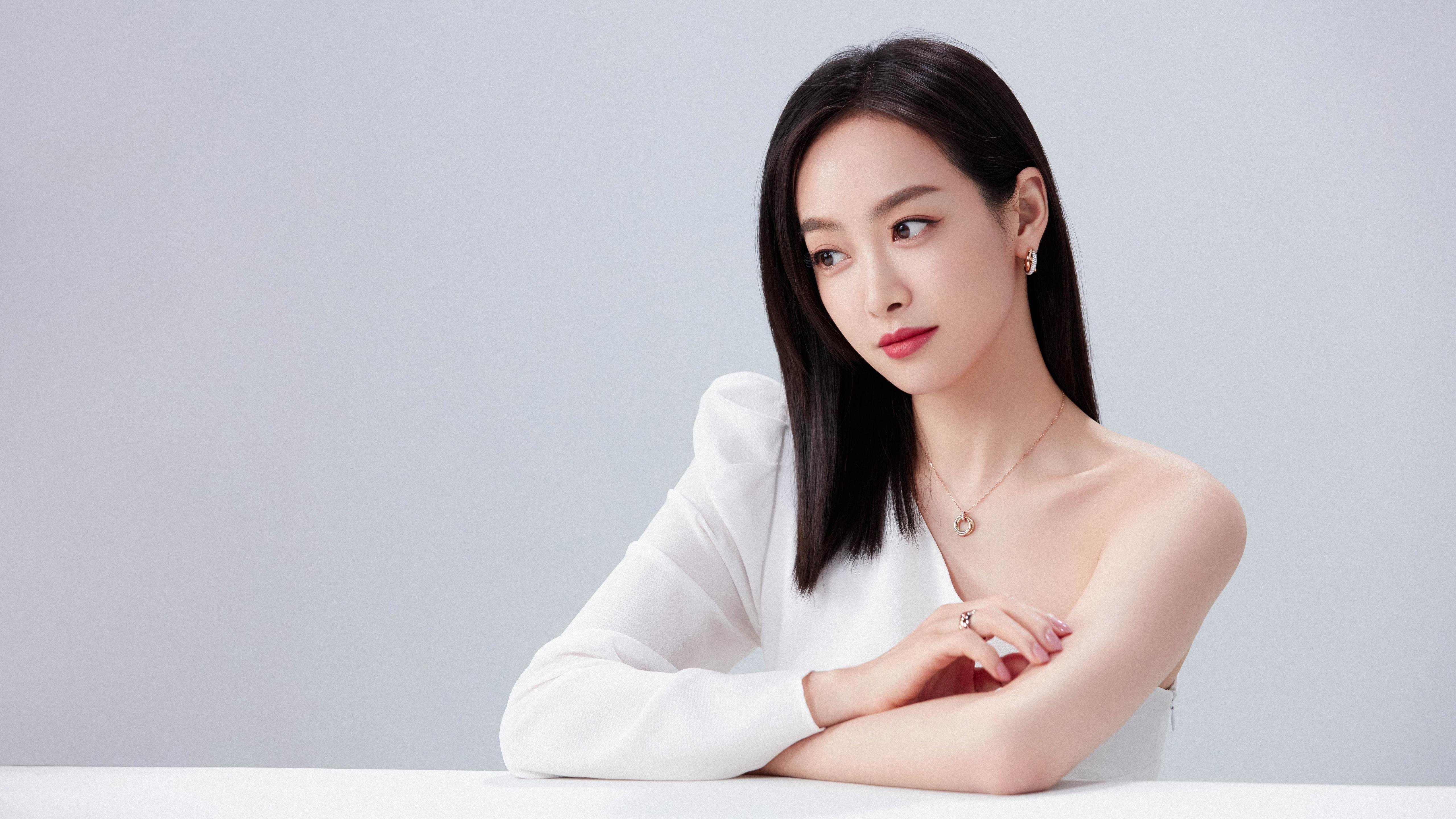 开云体育下载-跨界风暴，勇士踏平活塞之夜，小贾伦在F1街道赛的闪电统治